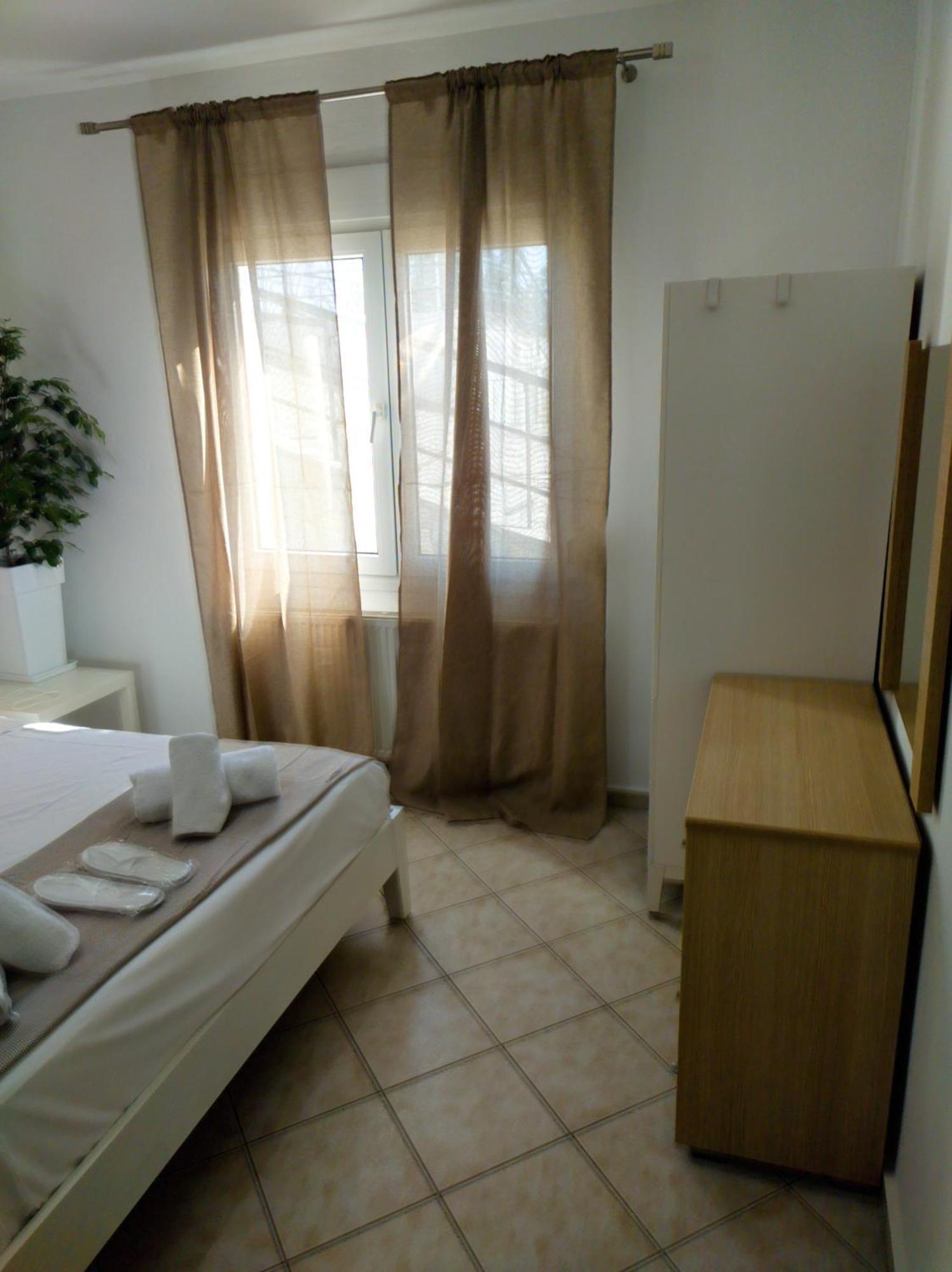 Seagull Apartments Nea Peramos  Ngoại thất bức ảnh